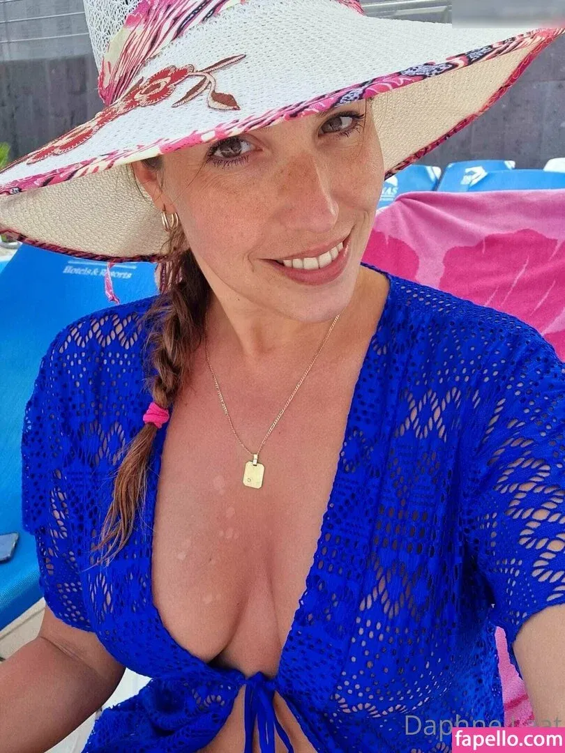 Daphne Laat Onlyfans Photo Gallery 