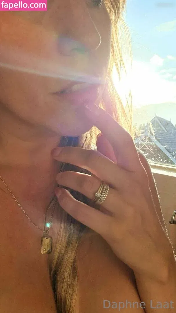 Daphne Laat Onlyfans Photo Gallery 