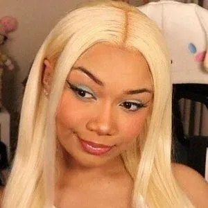 mariiiisel Onlyfans Photo Gallery 