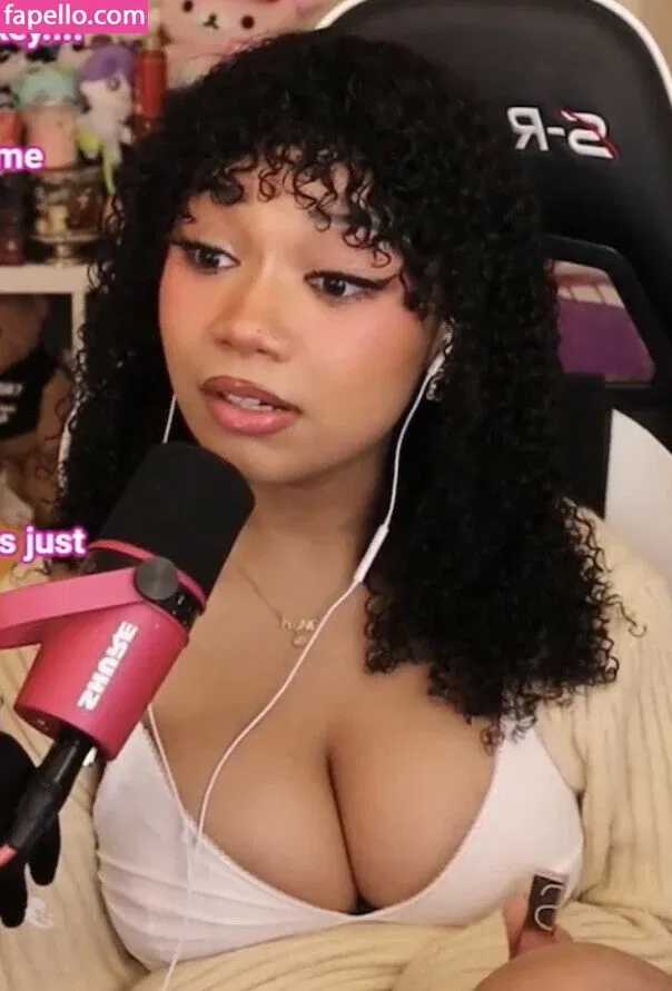 mariiiisel Onlyfans Photo Gallery 