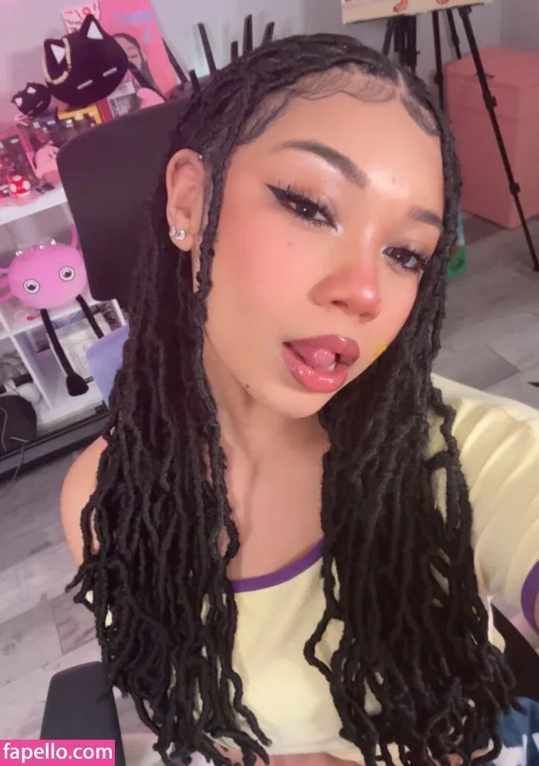 mariiiisel Onlyfans Photo Gallery 