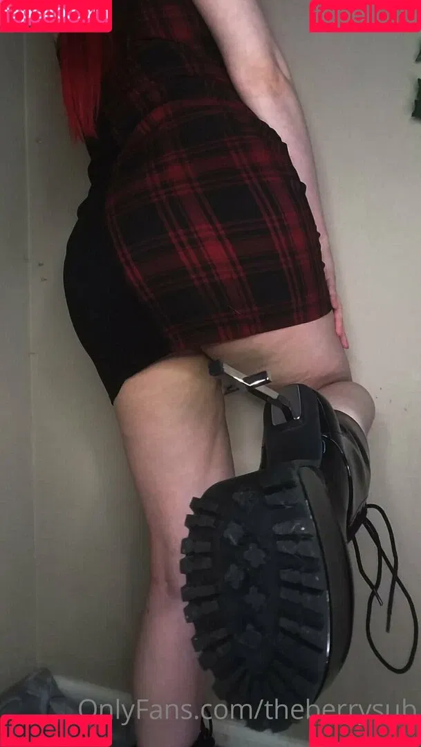 theberrysub Onlyfans Photo Gallery 