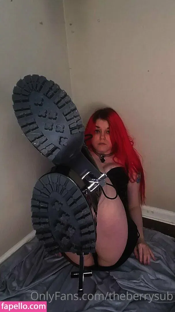 theberrysub Onlyfans Photo Gallery 