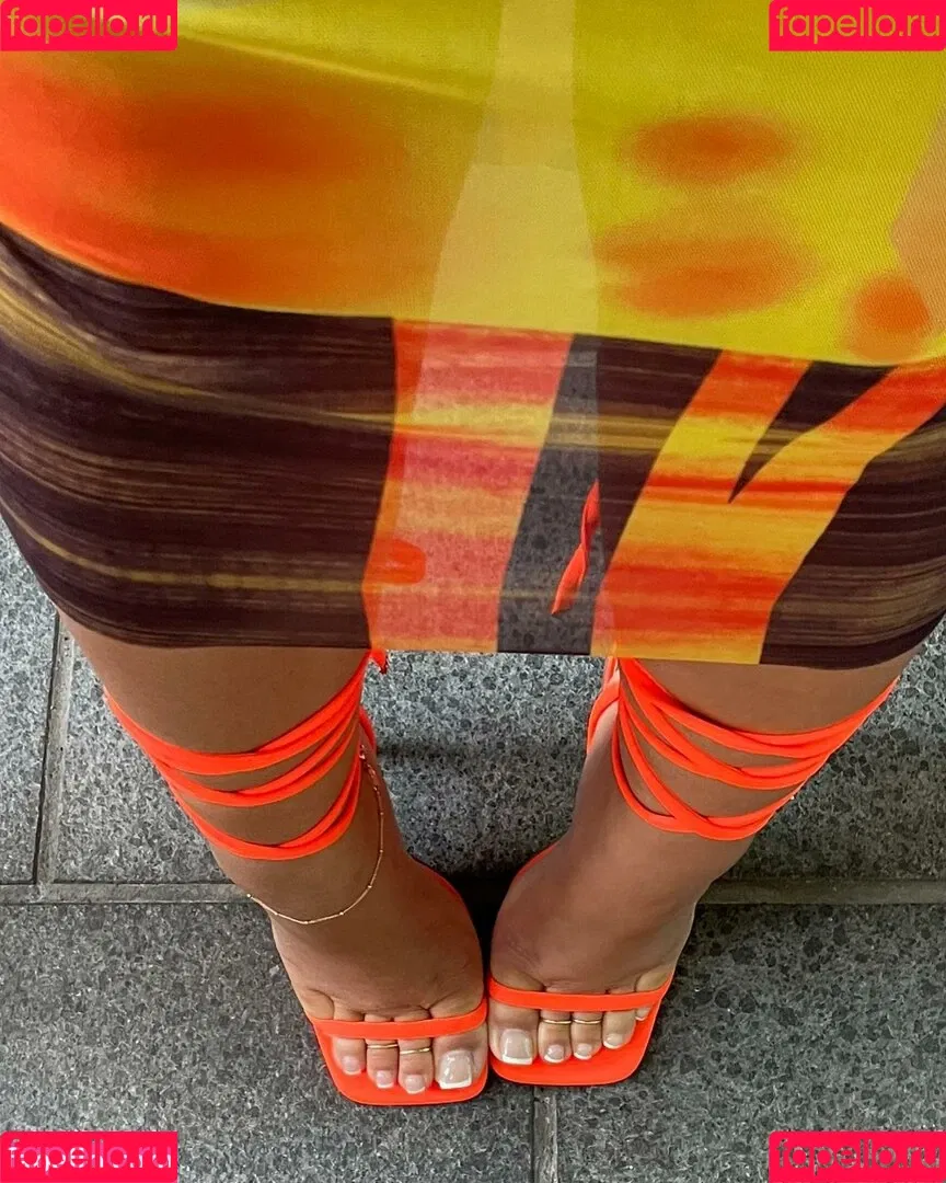 Feetbyfalliie Onlyfans Photo Gallery 