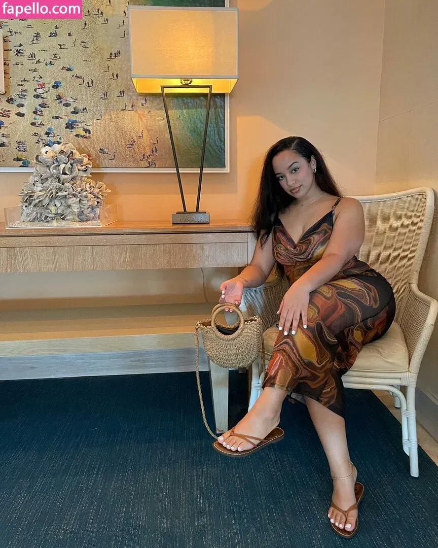 Feetbyfalliie Onlyfans Photo Gallery 