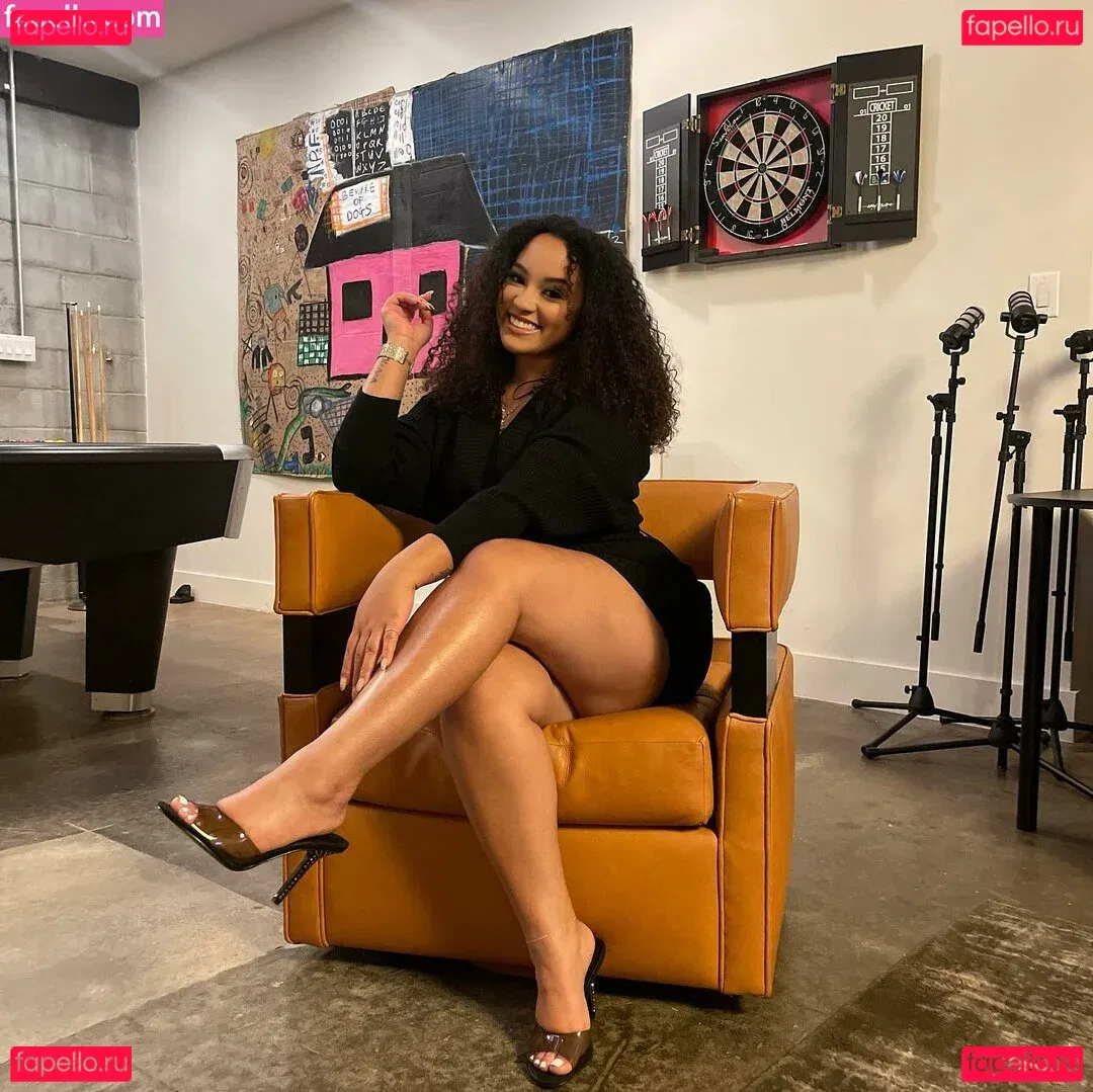 Feetbyfalliie Onlyfans Photo Gallery 