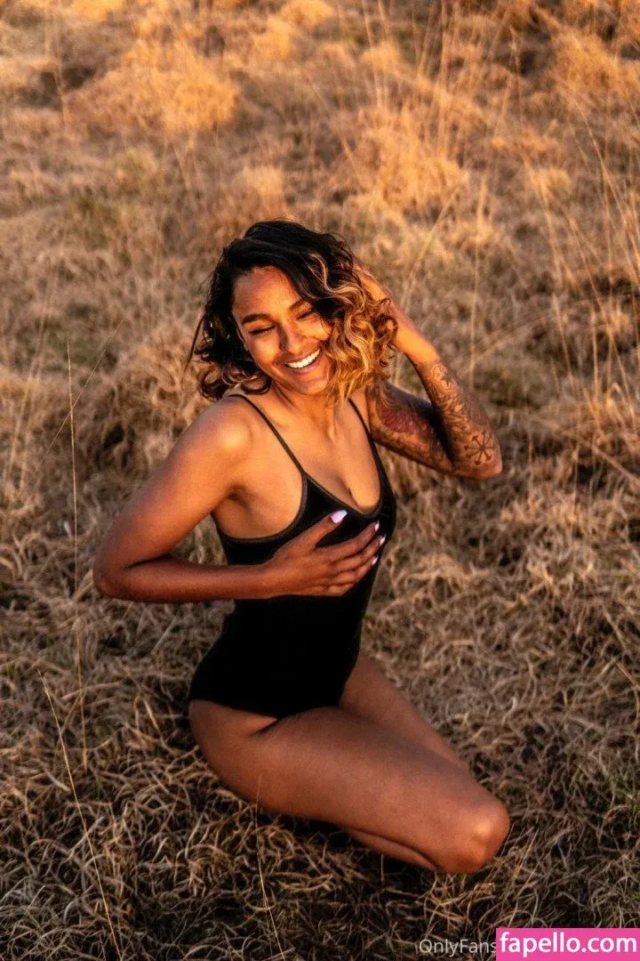 GoodGirlGrow Onlyfans Photo Gallery 