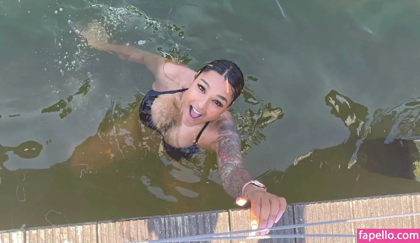 GoodGirlGrow Onlyfans Photo Gallery 