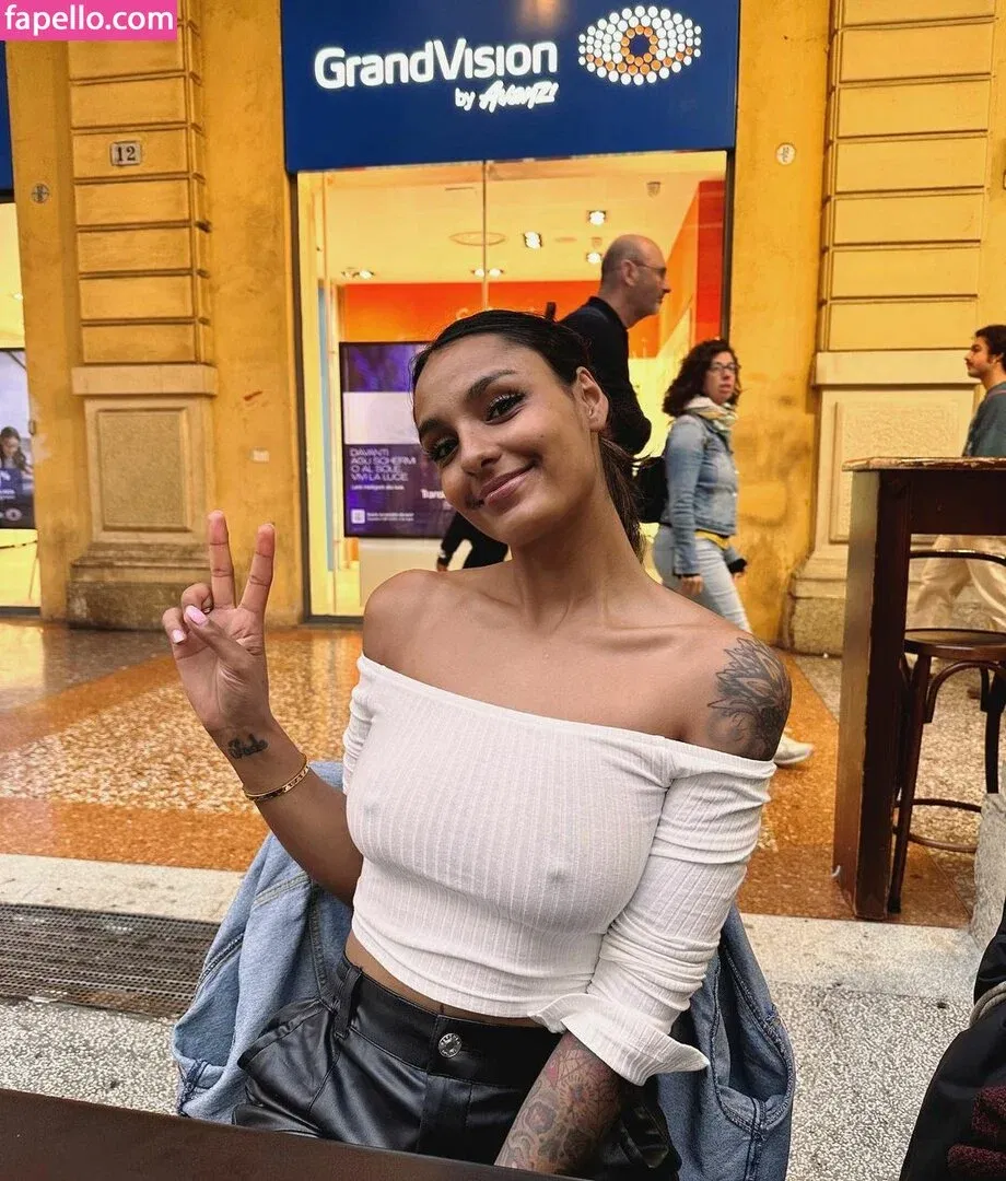 GoodGirlGrow Onlyfans Photo Gallery 