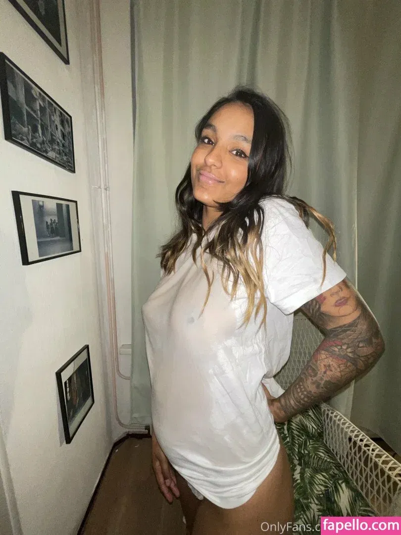 GoodGirlGrow Onlyfans Photo Gallery 