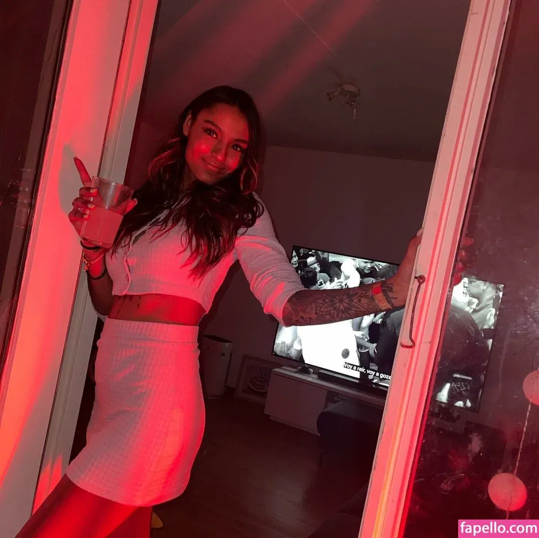 GoodGirlGrow Onlyfans Photo Gallery 