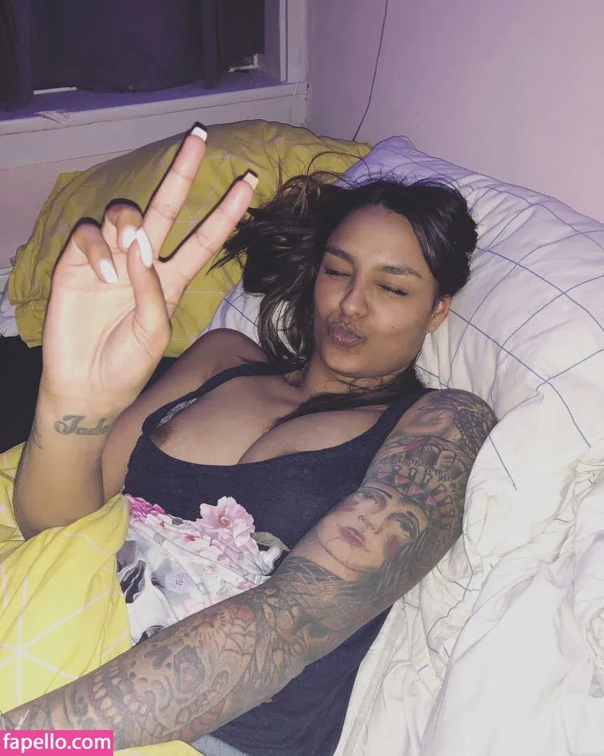 GoodGirlGrow Onlyfans Photo Gallery 