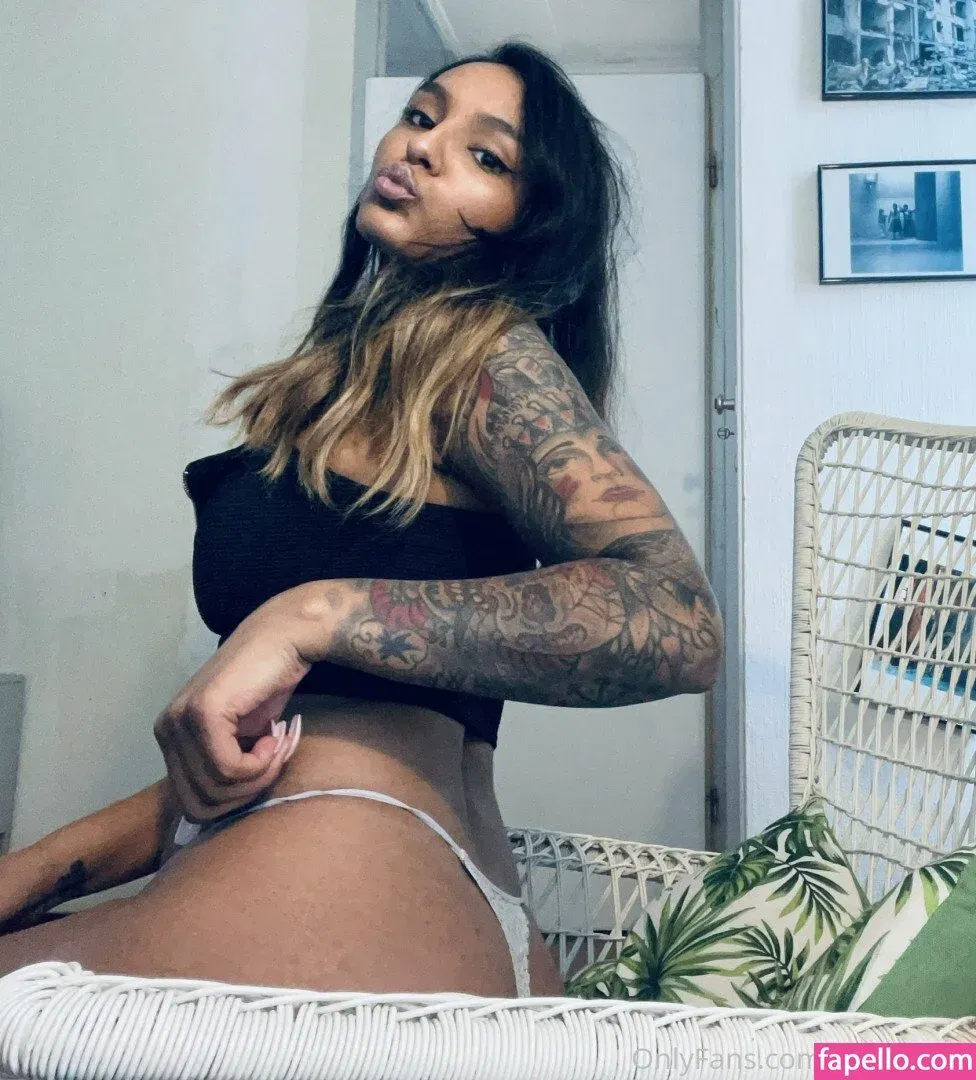 GoodGirlGrow Onlyfans Photo Gallery 