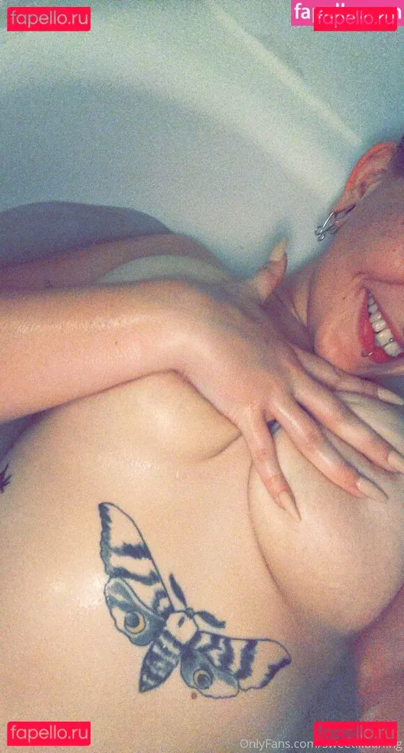 sweetlildarling Onlyfans Photo Gallery 