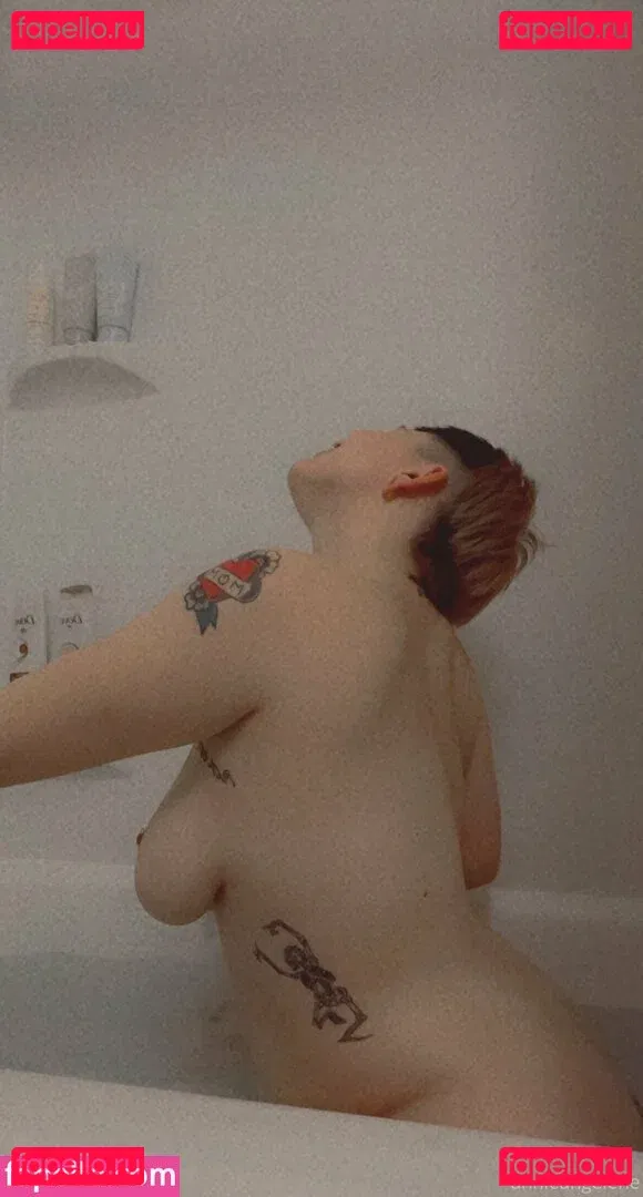 sweetlildarling Onlyfans Photo Gallery 