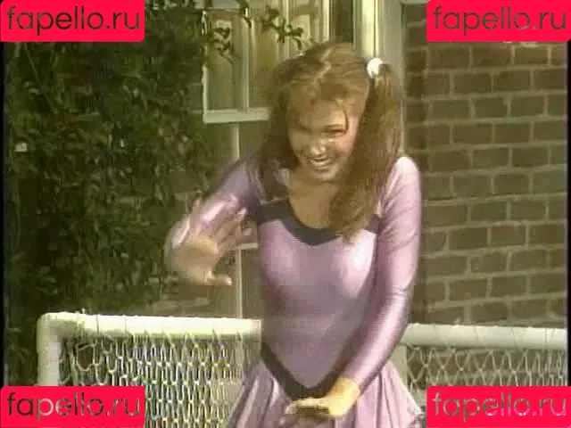 Nikki Cox Onlyfans Photo Gallery 