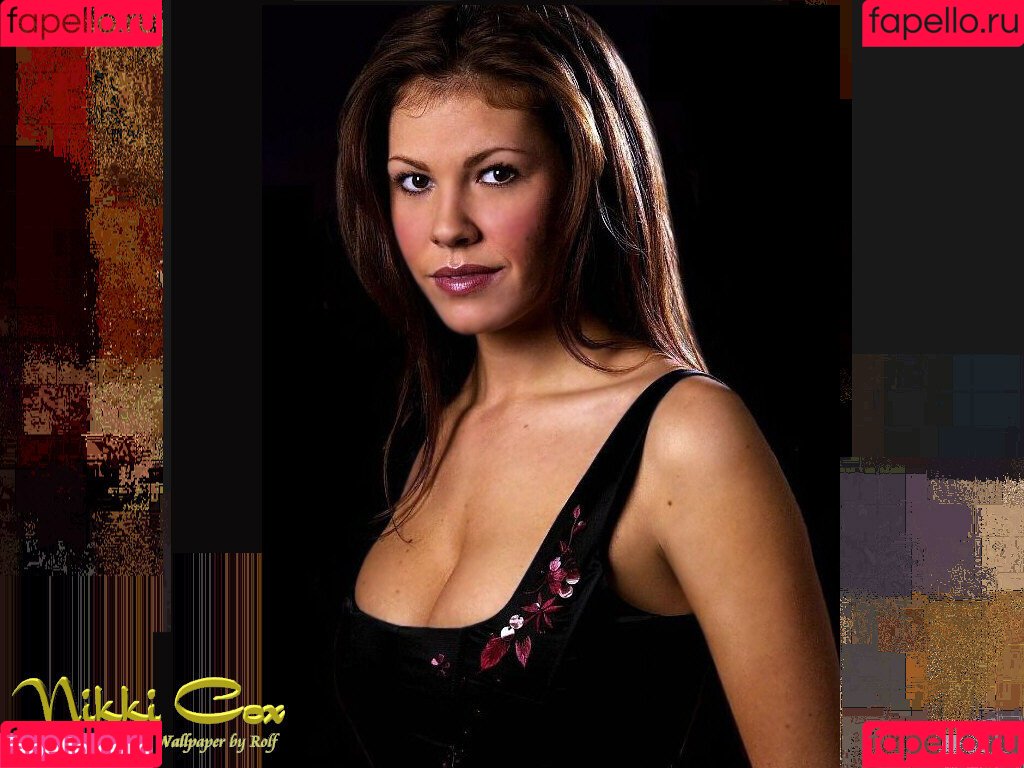 Nikki Cox Onlyfans Photo Gallery 