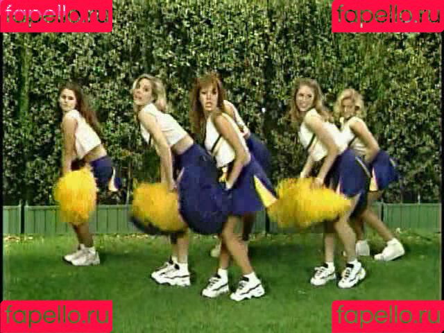 Nikki Cox Onlyfans Photo Gallery 