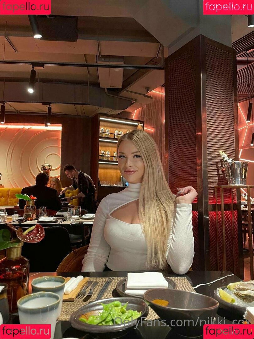 Nikki Cox Onlyfans Photo Gallery 