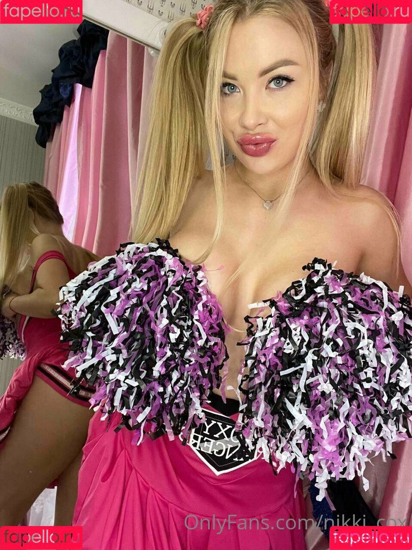 Nikki Cox Onlyfans Photo Gallery 