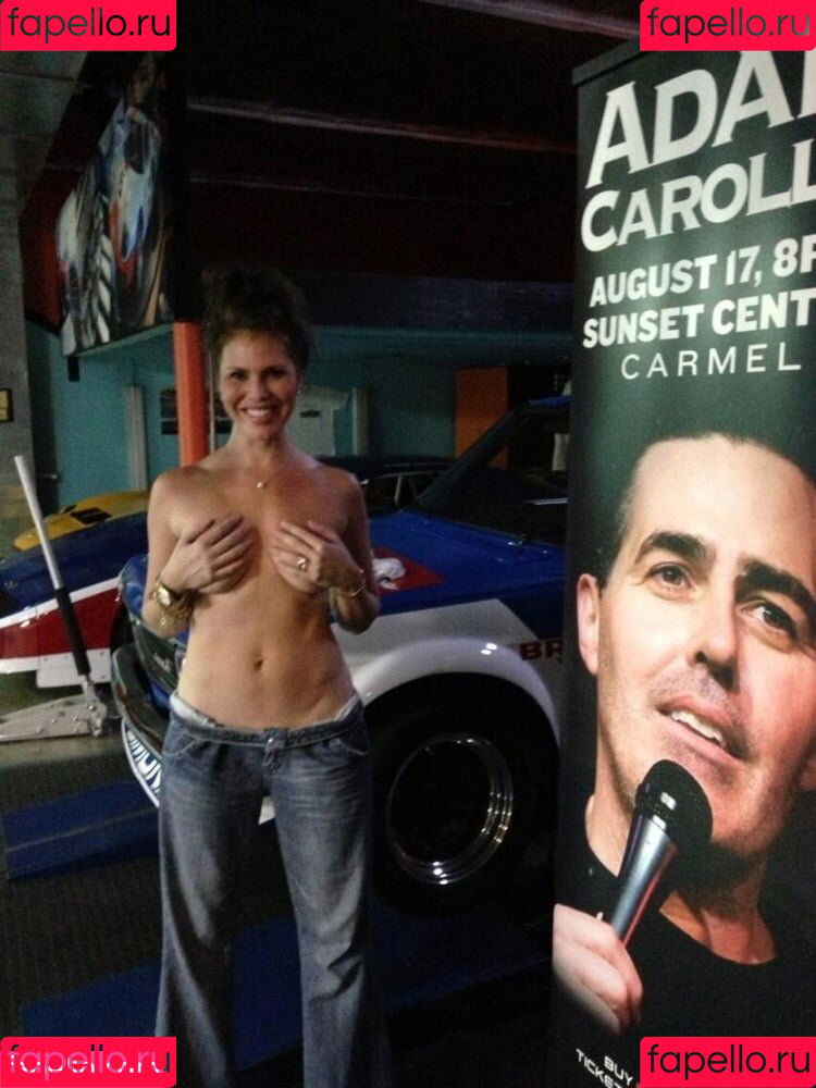 Nikki Cox Onlyfans Photo Gallery 