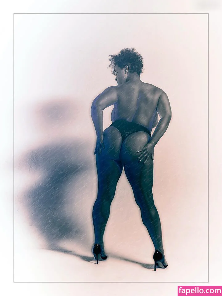 MaSKaPhotoModel Onlyfans Photo Gallery 