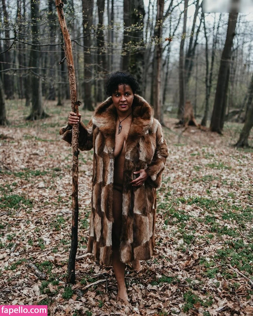 MaSKaPhotoModel Onlyfans Photo Gallery 