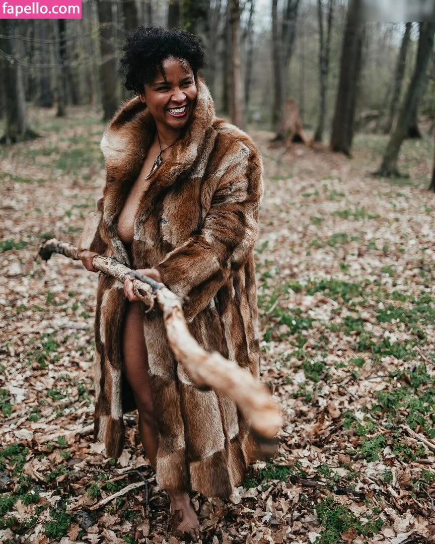 MaSKaPhotoModel Onlyfans Photo Gallery 