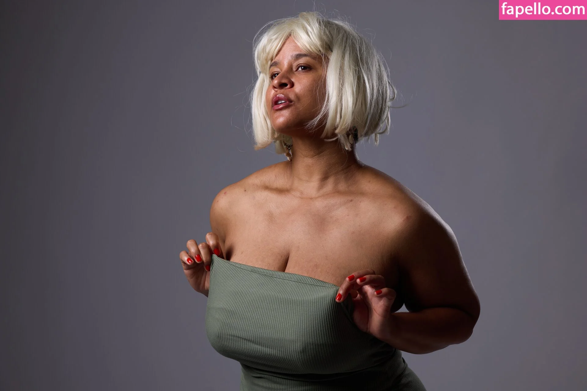 MaSKaPhotoModel Onlyfans Photo Gallery 