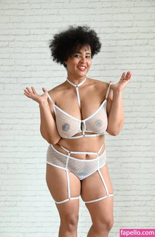 MaSKaPhotoModel Onlyfans Photo Gallery 