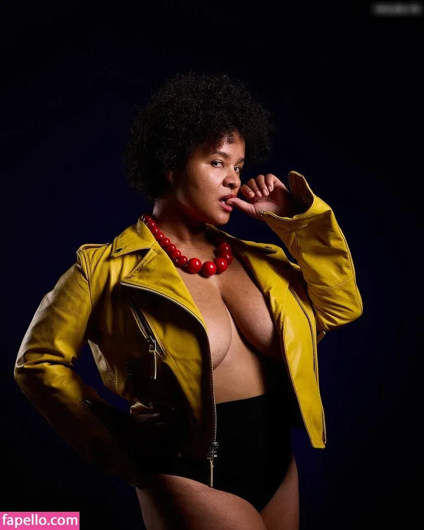 MaSKaPhotoModel Onlyfans Photo Gallery 