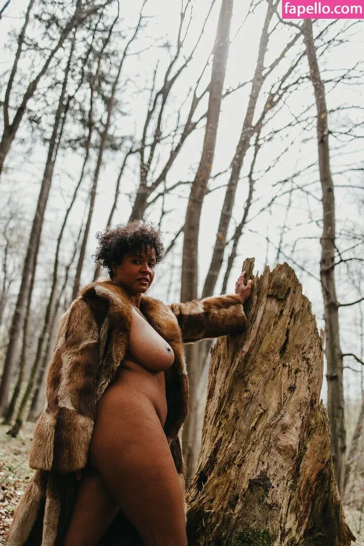 MaSKaPhotoModel Onlyfans Photo Gallery 