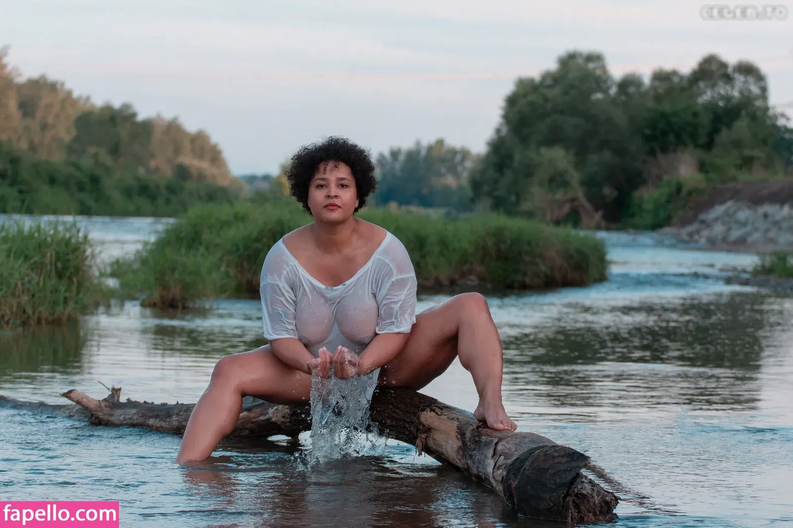 MaSKaPhotoModel Onlyfans Photo Gallery 