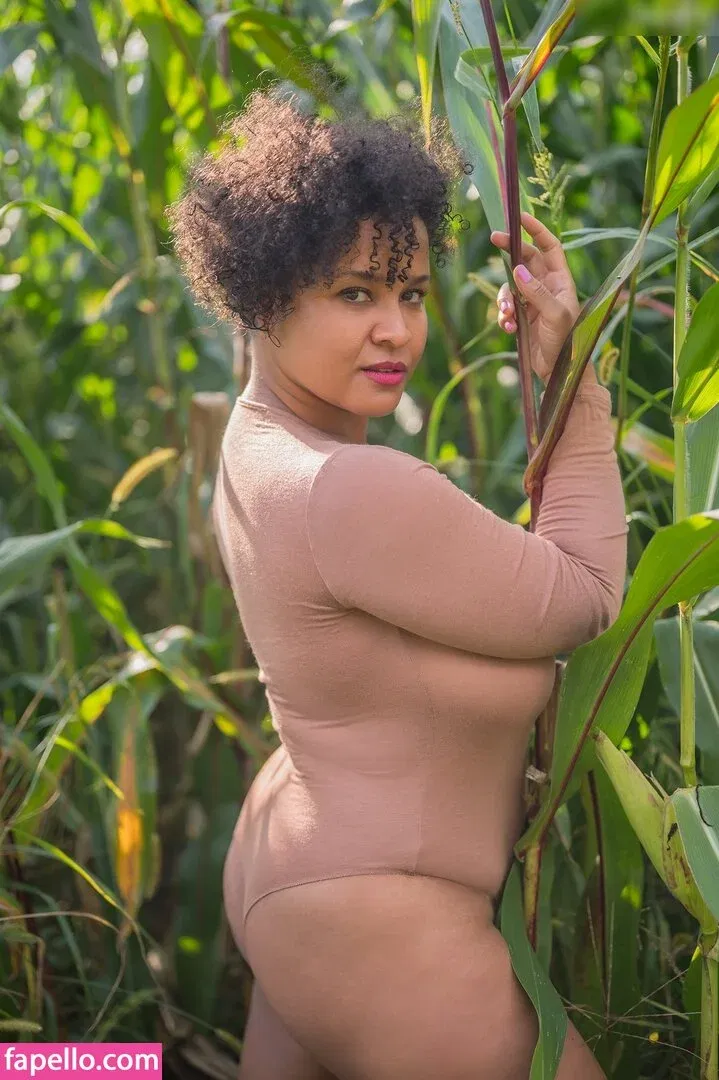 MaSKaPhotoModel Onlyfans Photo Gallery 