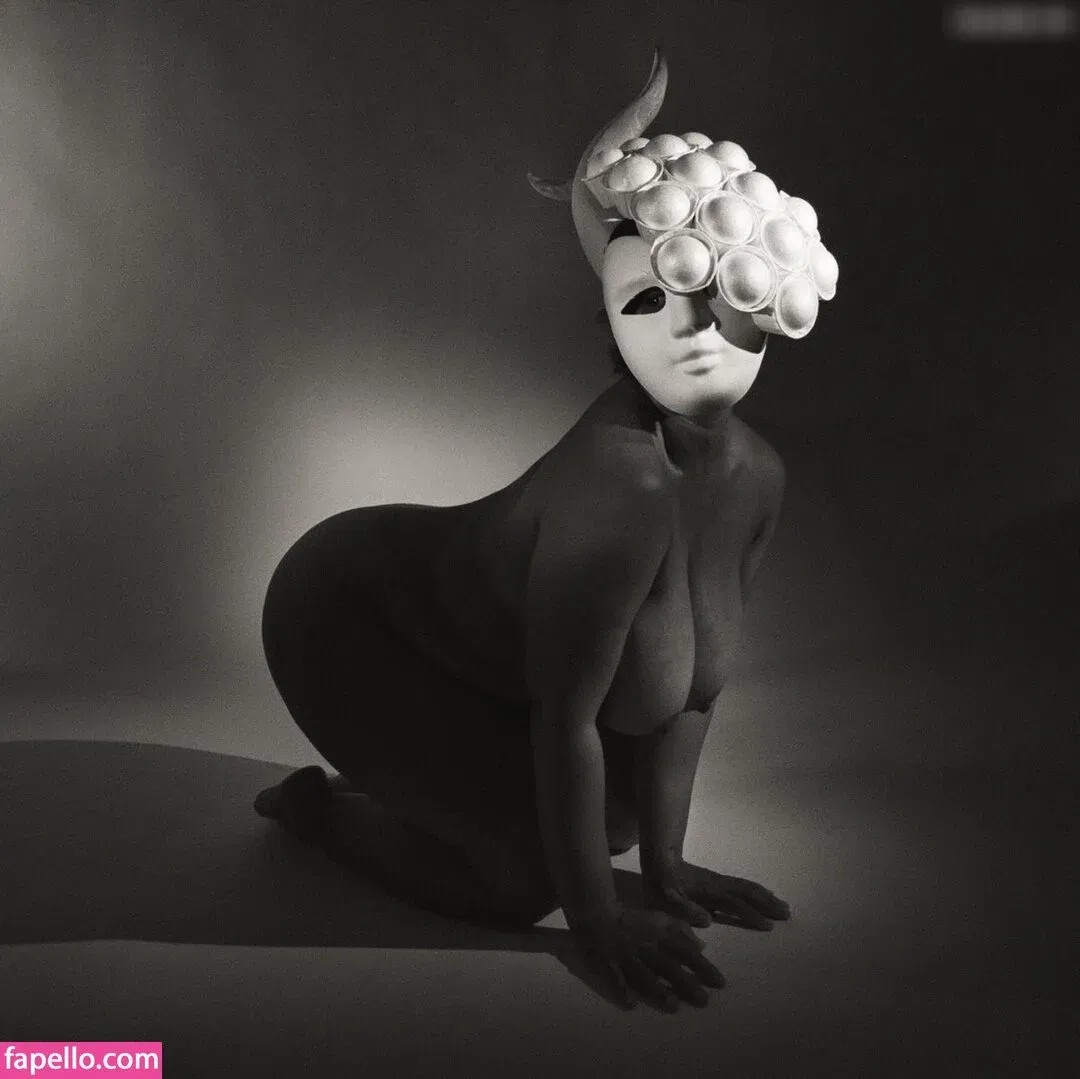 MaSKaPhotoModel Onlyfans Photo Gallery 