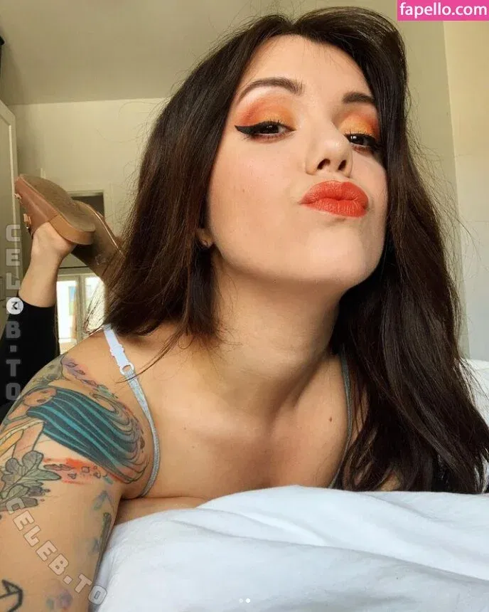 Malwanne Onlyfans Photo Gallery 