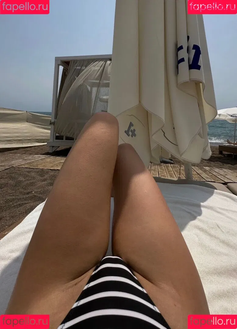 Merve Özkan Onlyfans Photo Gallery 