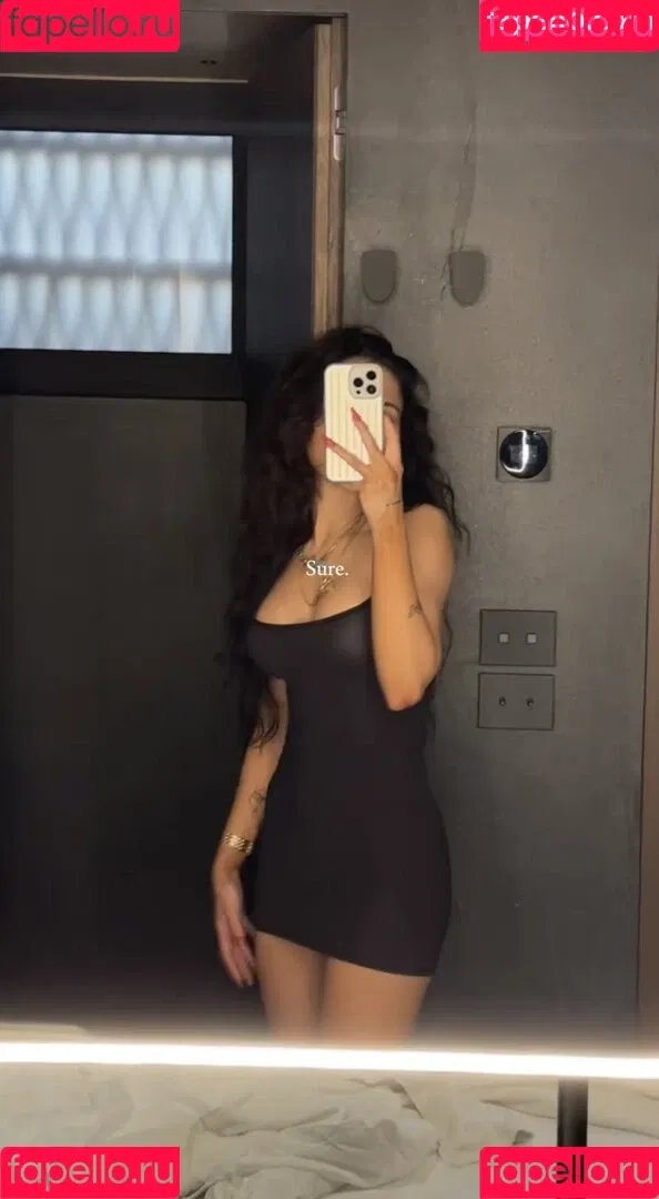 Merve Özkan Onlyfans Photo Gallery 