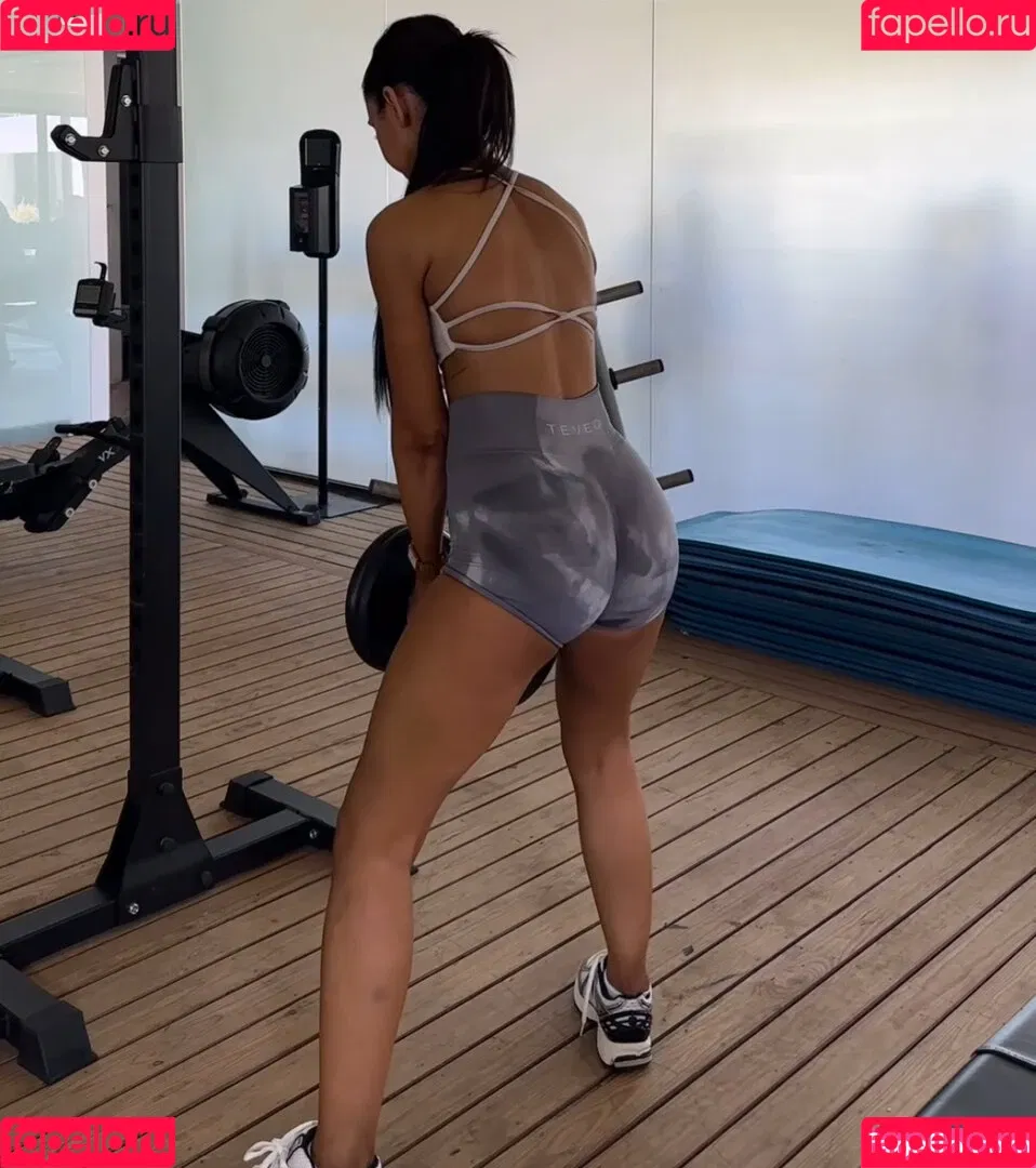 Merve Özkan Onlyfans Photo Gallery 