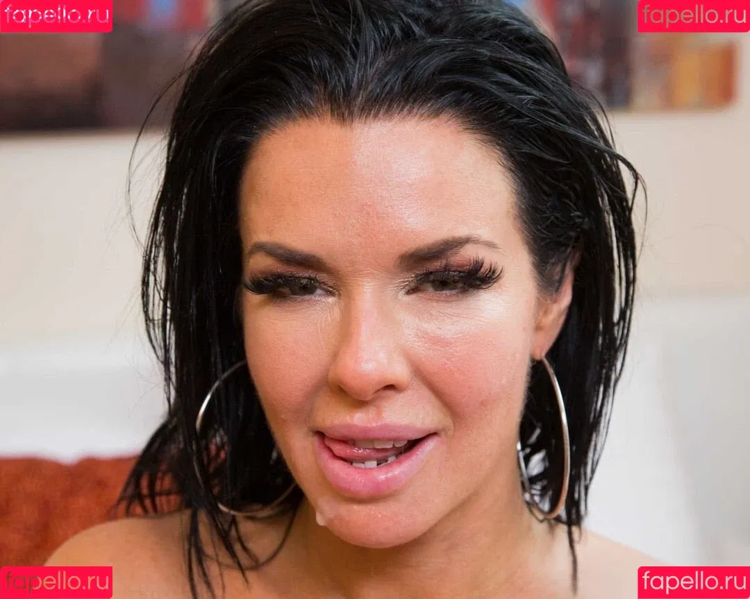 Veronica Avluv Onlyfans Photo Gallery 