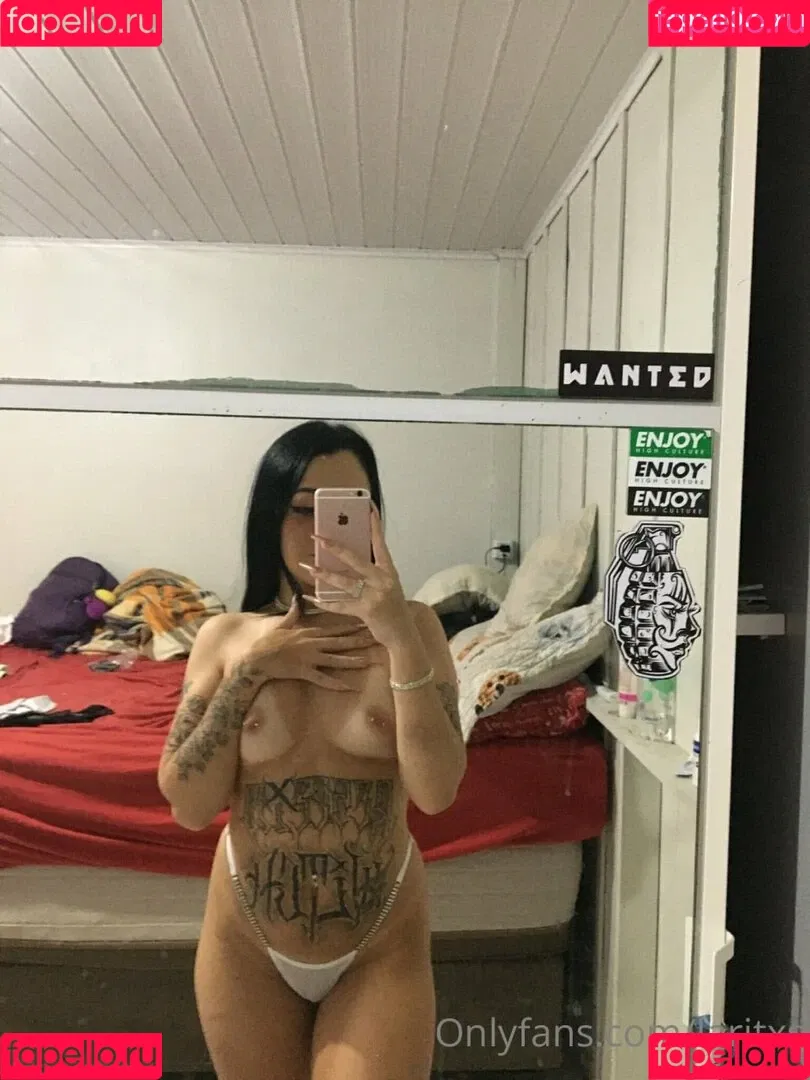 Larissinha Lari Onlyfans Photo Gallery 