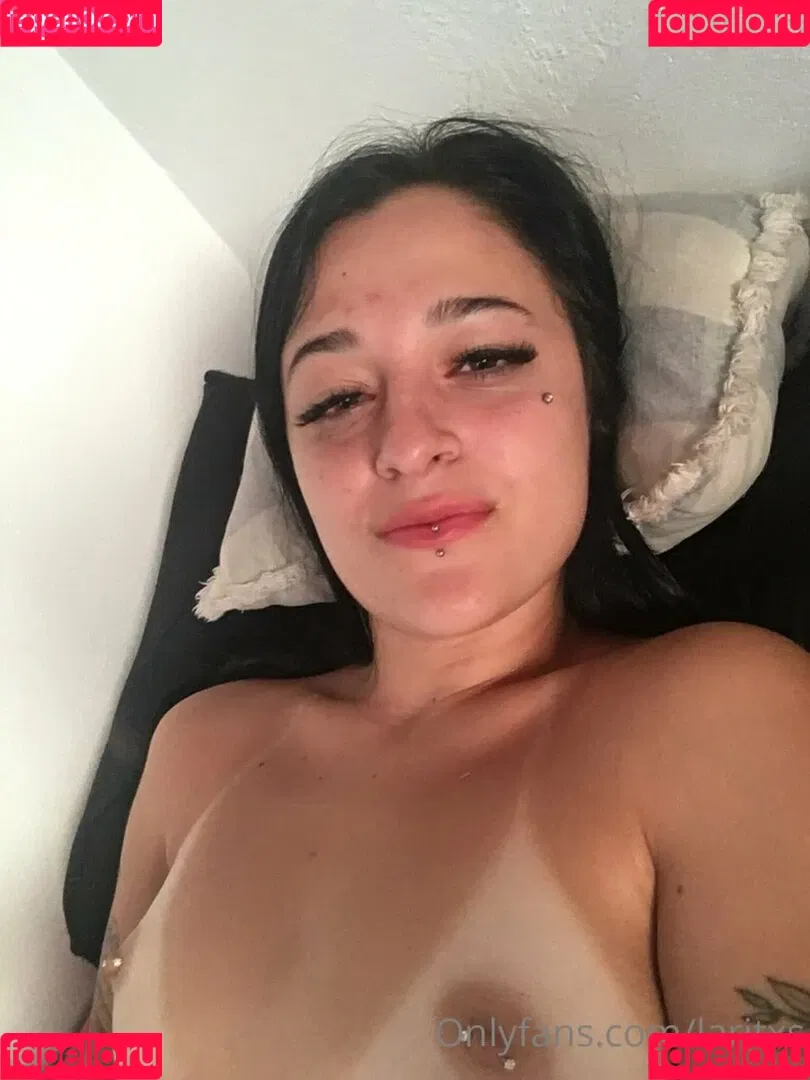 Larissinha Lari Onlyfans Photo Gallery 