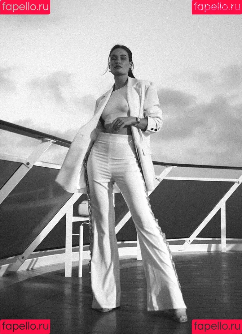 Jana Heinisch Onlyfans Photo Gallery 