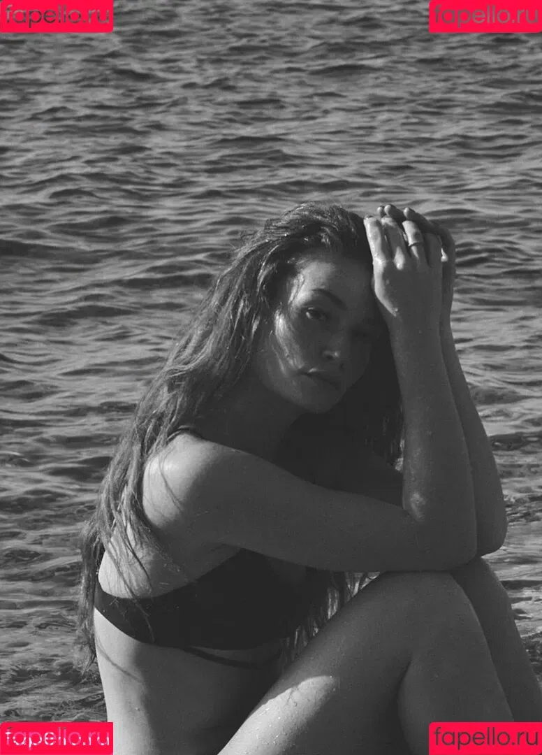 Jana Heinisch Onlyfans Photo Gallery 