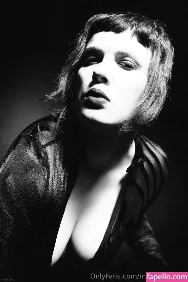 monasuccube Onlyfans Photo Gallery 