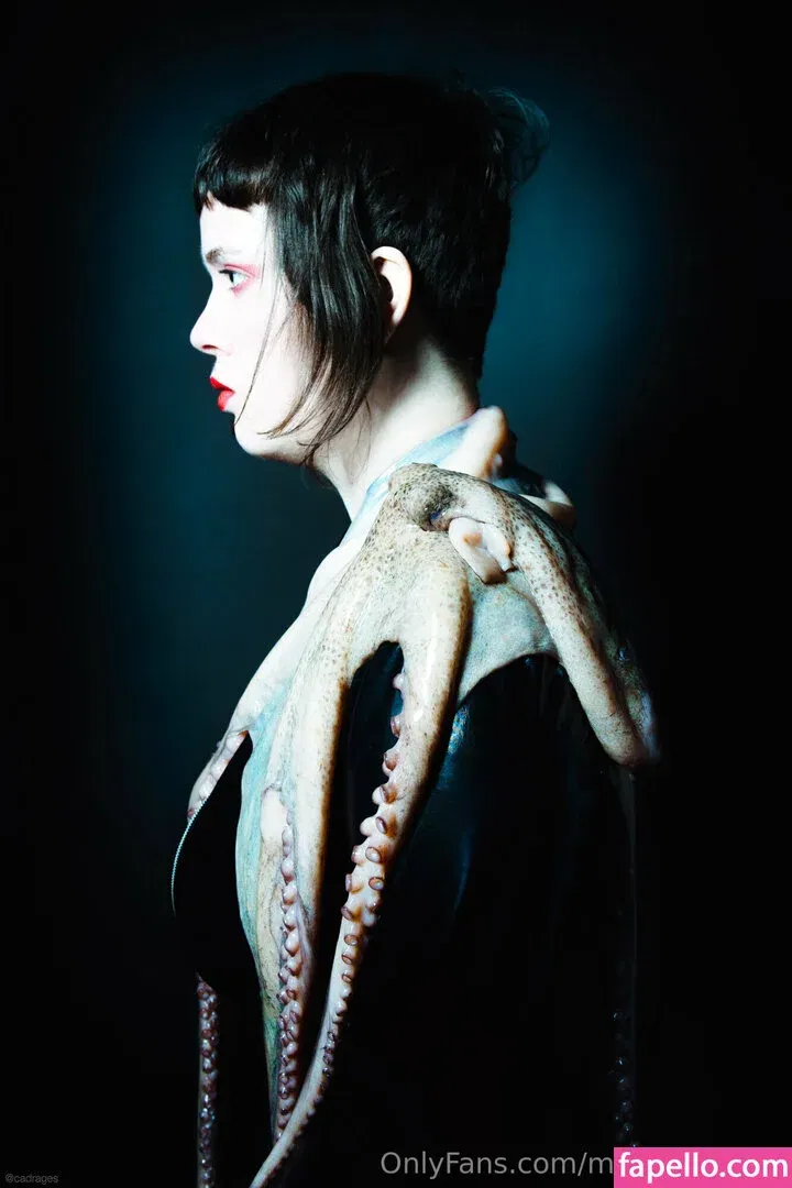 monasuccube Onlyfans Photo Gallery 