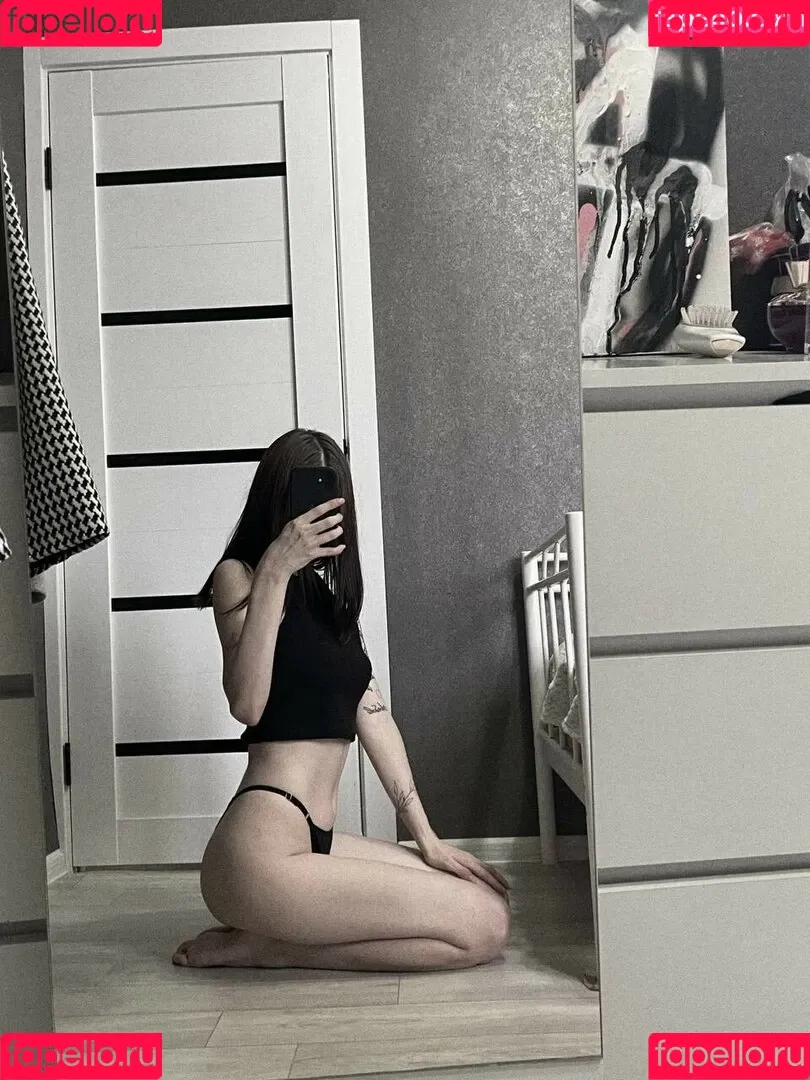 grystnayaanya Onlyfans Photo Gallery 