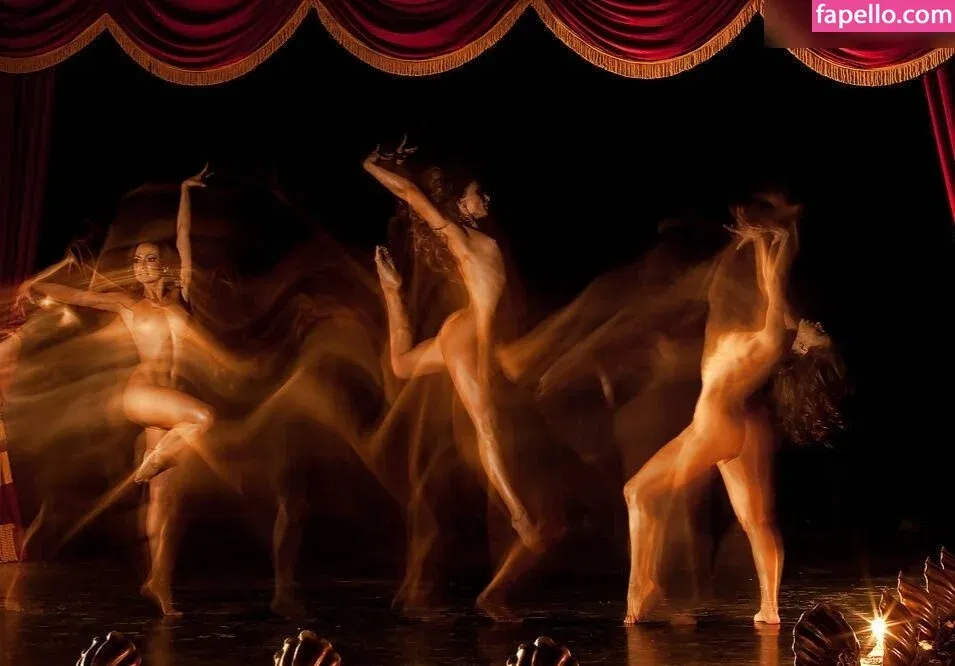 Karina Smirnoff Onlyfans Photo Gallery 