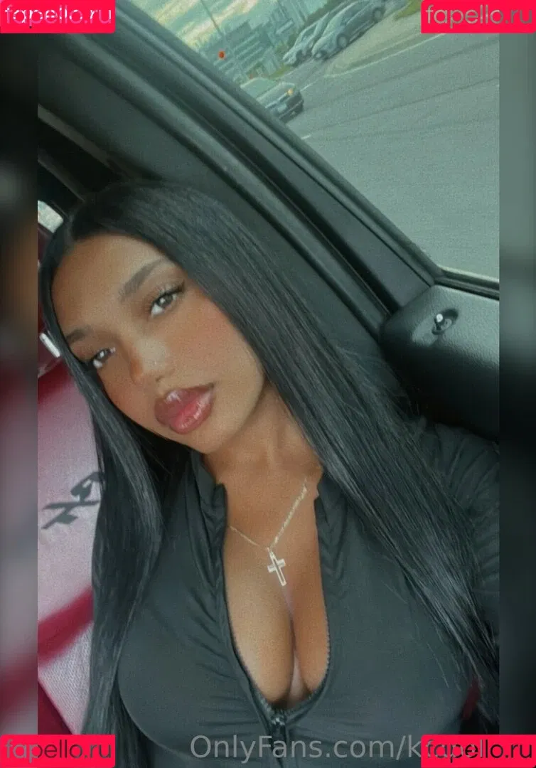 KCdoll Onlyfans Photo Gallery 