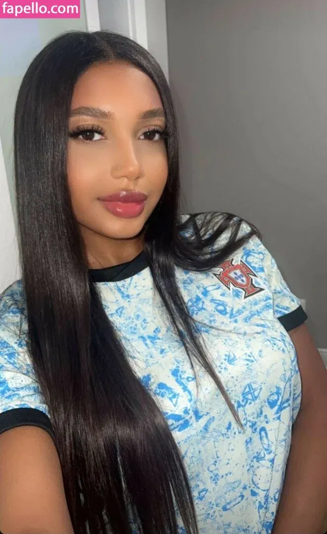 KCdoll Onlyfans Photo Gallery 